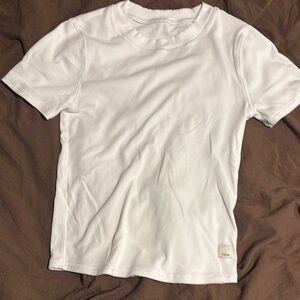 Vuori White Short Sleeve Tee